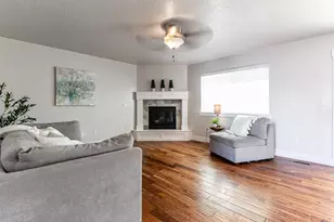 68 E Zinfandel Ln, Vineyard, UT 84059 - Photo 2