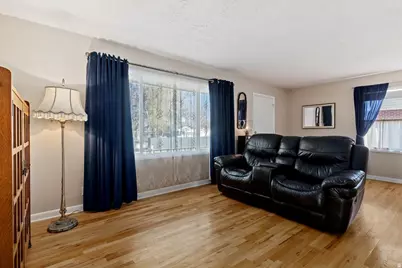 119 W 5878 S, Murray, UT 84107 - Photo 10