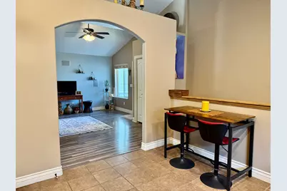 1526 E Shadow Dr, Eagle Mountain, UT 84005 - Photo 8