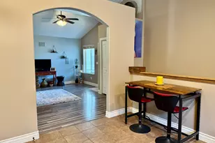 1526 E Shadow Dr, Eagle Mountain, UT 84005 - Photo 8