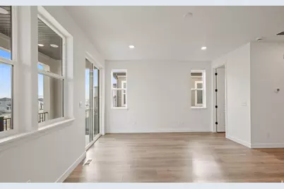 12686 S Lincoln Peak Lan #114, Herriman, UT 84096 - Photo 6