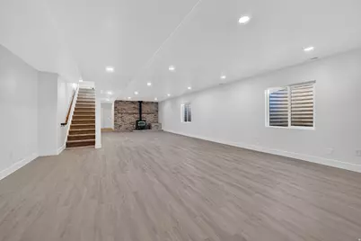 168 E 600 N, Nephi, UT 84648 - Photo 32