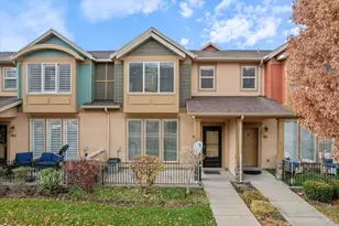 907 N Farmington Crossing W, Farmington, UT 84025 - Photo 1