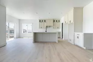 124 N 1140 E, Hyde Park, UT 84318 - Photo 4