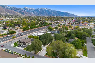 1972 E La Cresta Dr S, Cottonwood Heights, UT 84121 - Photo 54