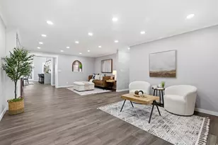 1972 E La Cresta Dr S, Cottonwood Heights, UT 84121 - Photo 6