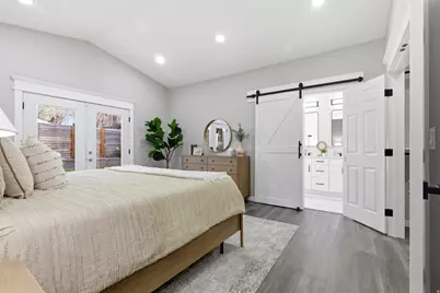 1972 E La Cresta Dr S, Cottonwood Heights, UT 84121 - Photo 18