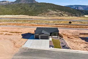 2493 W Scenic Dr, Cedar City, UT 84720 - Photo 8