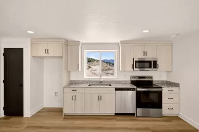 2493 W Scenic Dr, Cedar City, UT 84720 - Photo 34