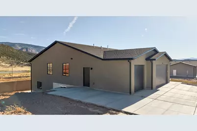 2493 W Scenic Dr, Cedar City, UT 84720 - Photo 6