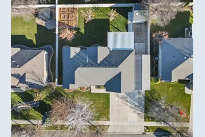 1958 N 2750 W, Clinton, UT 84015 - Photo 8