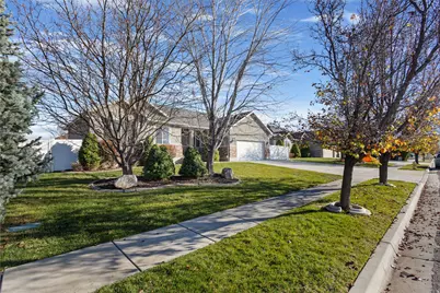 1958 N 2750 W, Clinton, UT 84015 - Photo 2