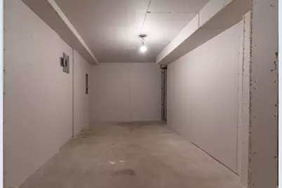 1451 W Bluemont Dr S, Taylorsville, UT 84123 - Photo 36