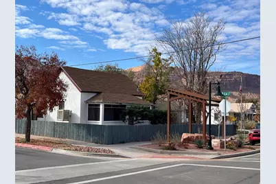 94 E 100 N, Moab, UT 84532 - Photo 26