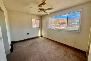 94 E 100 N, Moab, UT 84532 - Photo 22