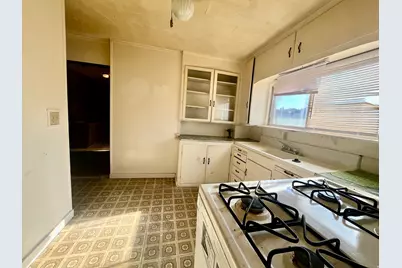 94 E 100 N, Moab, UT 84532 - Photo 16