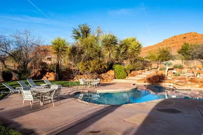 2255 N Tuweap Dr #22, Saint George, UT 84770 - Photo 36