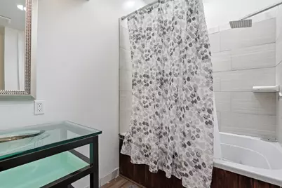 2790 E Lancaster Dr S, Salt Lake City, UT 84108 - Photo 32