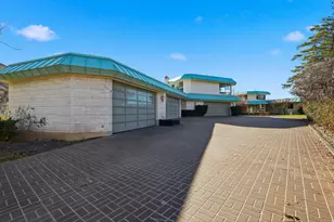 2790 E Lancaster Dr S, Salt Lake City, UT 84108 - Photo 8