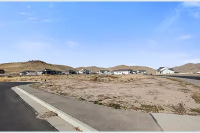 9709 N Hibiscus Ln #718, Eagle Mountain, UT 84005 - Photo 18