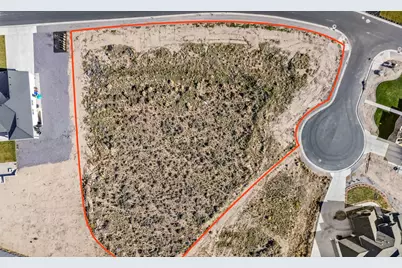 9709 N Hibiscus Ln #718, Eagle Mountain, UT 84005 - Photo 2