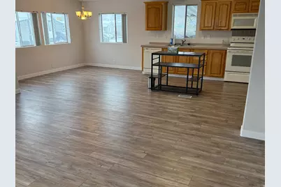 1111 N 2000 W #21, Farr West, UT 84404 - Photo 8