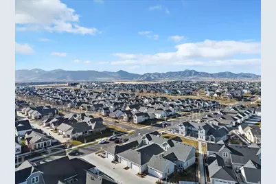 11021 S Kestrel Rise Rd, South Jordan, UT 84009 - Photo 32