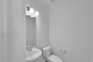 8655 N Halloran Ct, Lake Point, UT 84074 - Photo 16