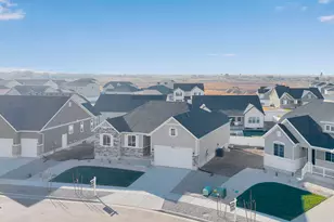 8655 N Halloran Ct, Lake Point, UT 84074 - Photo 28