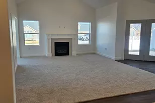 208 E 850 N, Tooele, UT 84074 - Photo 10