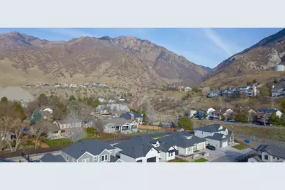 3656 E Summerhill Dr, Cottonwood Heights, UT 84121 - Photo 30