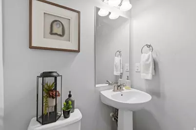 2326 N Penstemon Way W, Lehi, UT 84048 - Photo 18