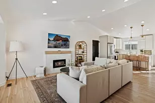 943 W 60 N, Layton, UT 84041 - Photo 2