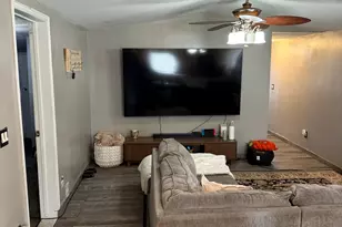 75 W 250 N, Clearfield, UT 84015 - Photo 4