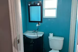 75 W 250 N, Clearfield, UT 84015 - Photo 10