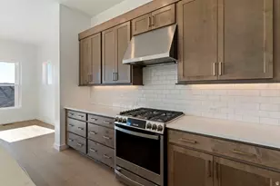 1308 E Larkspur Wy, Layton, UT 84040 - Photo 10