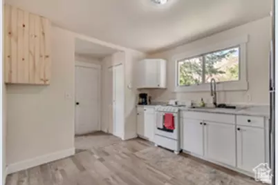 1220 N Hillside Dr E, Genola, UT 84655 - Photo 10