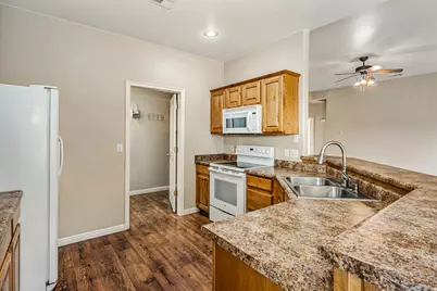 205 Terrace Cir, Toquerville, UT 84774 - Photo 8