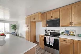 833 N Starcrest Dr, Salt Lake City, UT 84116 - Photo 12