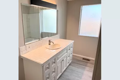 2184 S Sorrento Dr, Woods Cross, UT 84087 - Photo 18