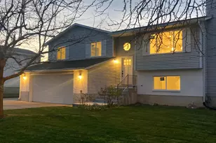 2339 N 800 W, West Bountiful, UT 84087 - Photo 2