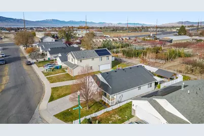 1542 W 525 S, Orem, UT 84058 - Photo 32