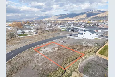 817 W 70 N, Hyrum, UT 84319 - Photo 16