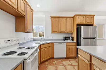 1430 S Heather Ln, Syracuse, UT 84075 - Photo 16