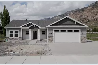 828 W 70 N, Hyrum, UT 84319 - Photo 16