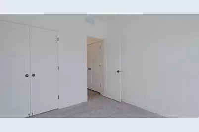 828 W 70 N, Hyrum, UT 84319 - Photo 10