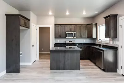 667 E 2475 N, North Logan, UT 84341 - Photo 2