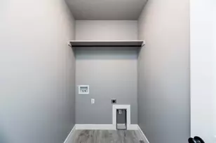 667 E 2475 N, North Logan, UT 84341 - Photo 16