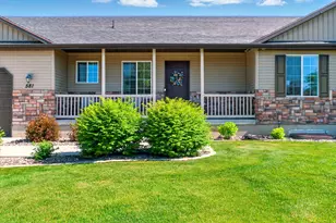 581 W 230 N, Smithfield, UT 84335 - Photo 4