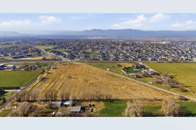 9800 S Woodland Hills Dr, Salem, UT 84653 - Photo 6